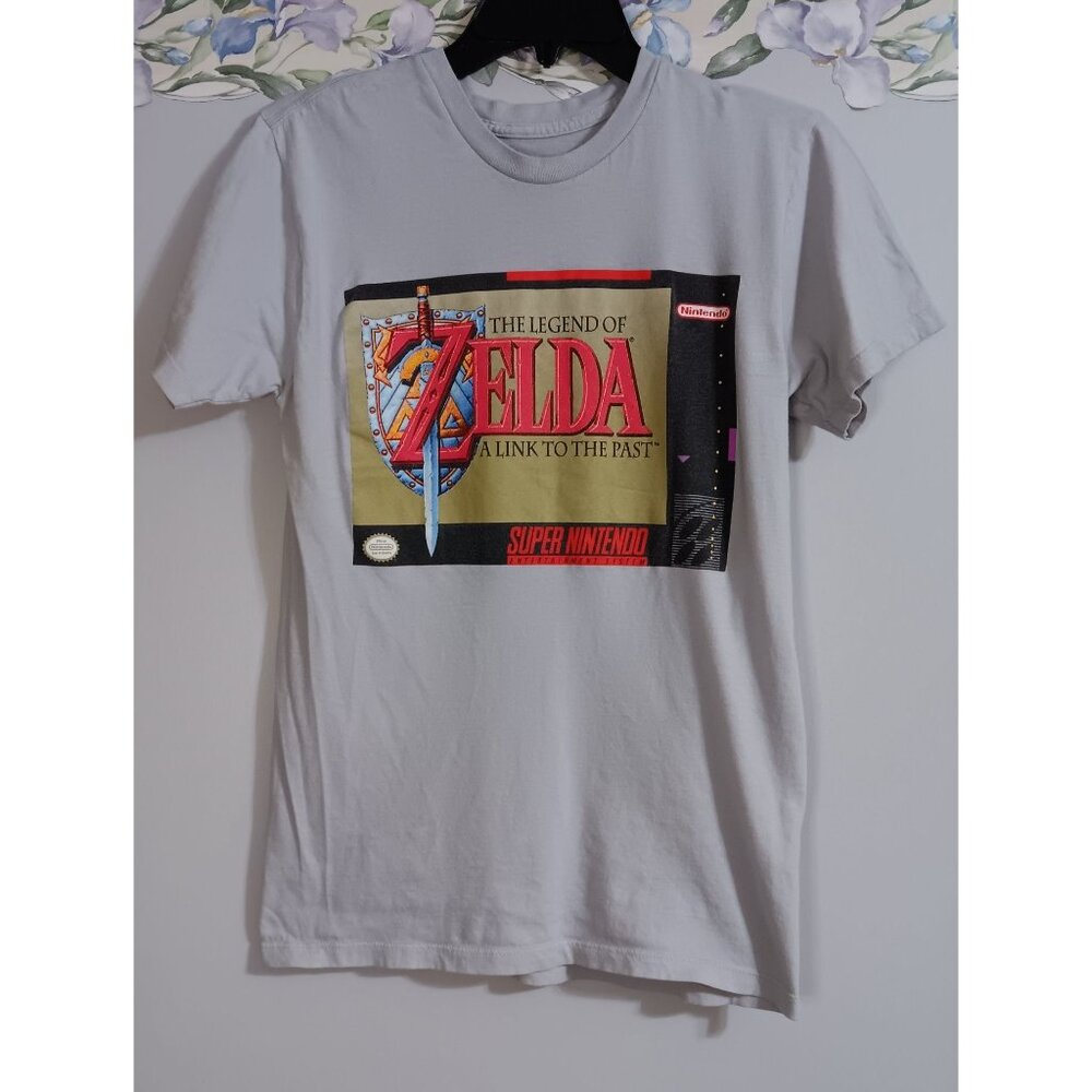 The Legend of Zelda Grey Small Think Geek Gaming Super Nintendo T-Shirt